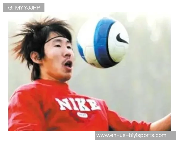 足球历史上的十大经典乌龙球瞬间回顾与精彩分析